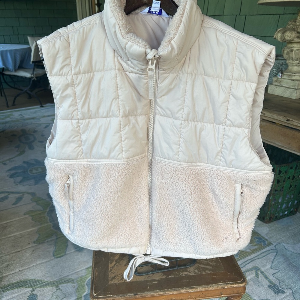 JoyLab Beige Fleece-Lined Vest